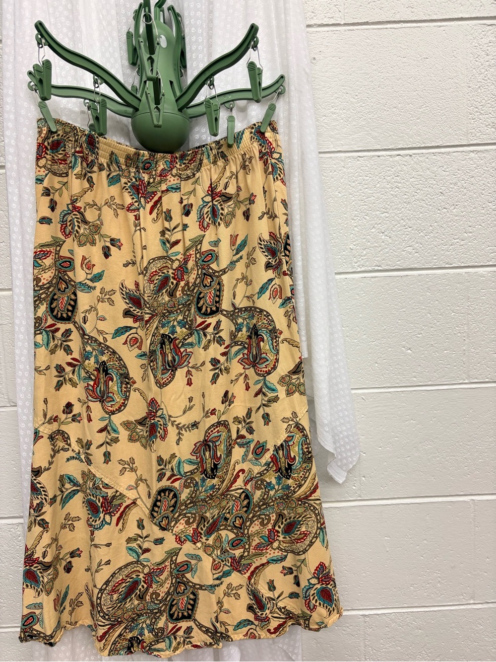 Orvis Butter Yellow Paisley Flowy Maxi Skirt